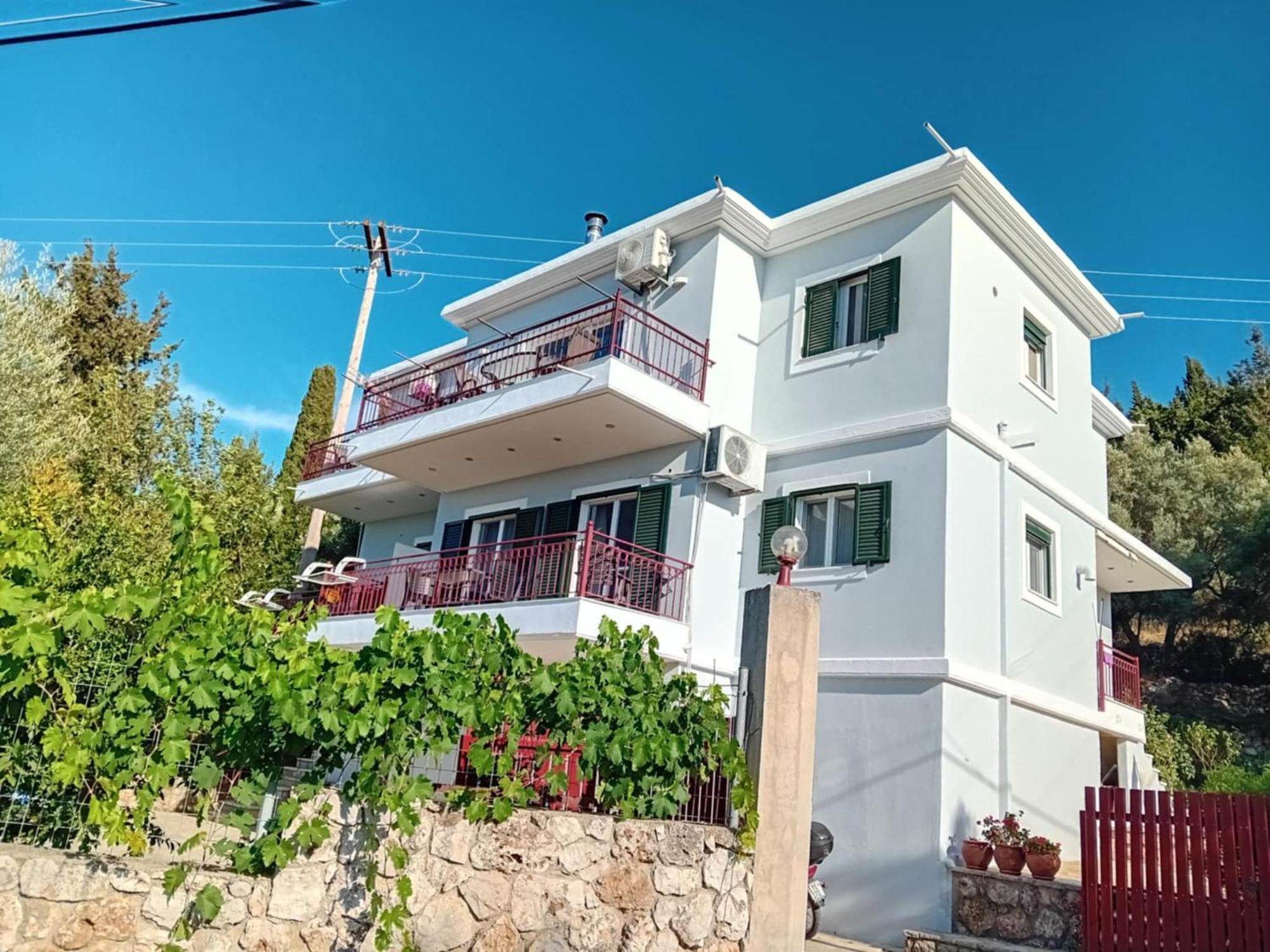 Monika Lefkada Hotel Tsoukaladhes Exterior photo